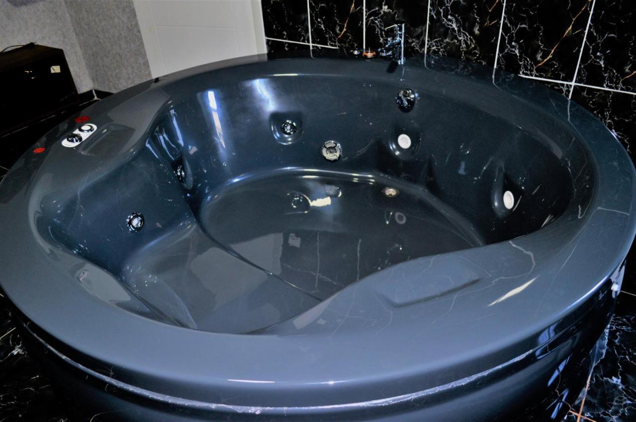 Vip Suit Otel Истанбул Екстериор снимка